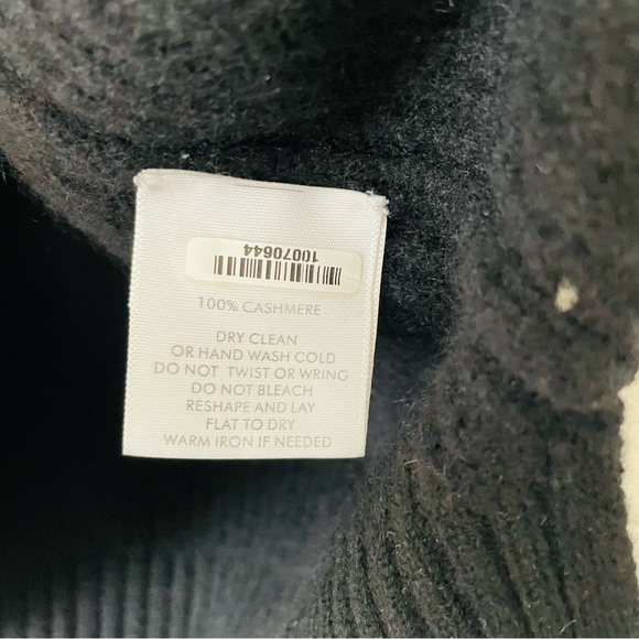 White + Warren LARGE 100% cashmere black turtleneck sleeveless sweater - Picture 4 of 5